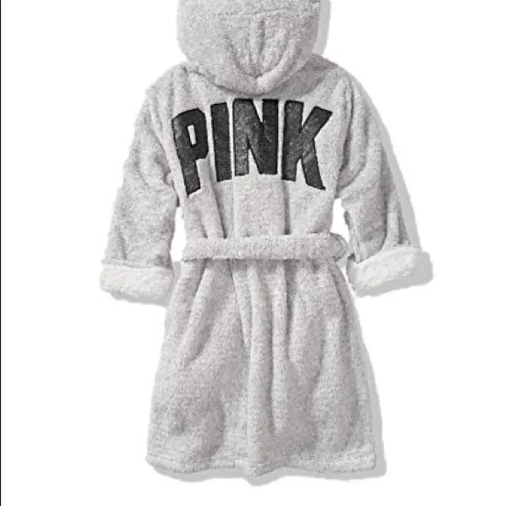 Victoria’s Secret Pink Hooded Sherpa lined Robe ML